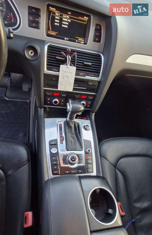 Внедорожник / Кроссовер Audi Q7 2015 в Броварах