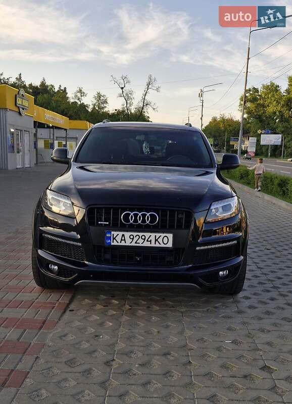 Внедорожник / Кроссовер Audi Q7 2015 в Броварах