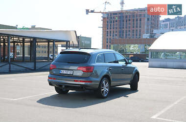 Позашляховик / Кросовер Audi Q7 2014 в 