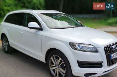 Позашляховик / Кросовер Audi Q7 2011 в 