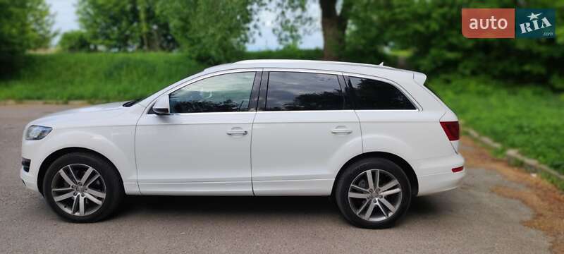 Позашляховик / Кросовер Audi Q7 2011 в Львові