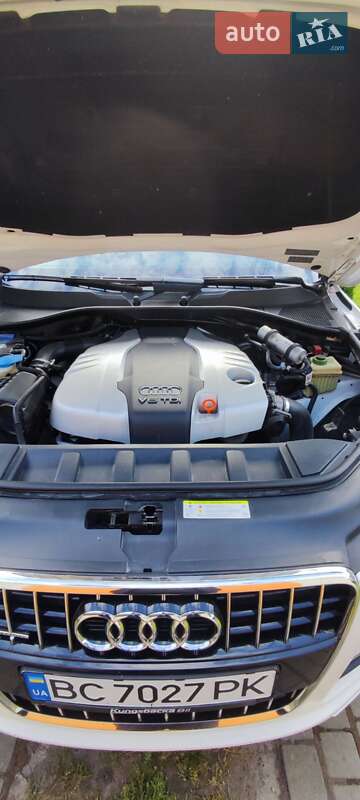 Позашляховик / Кросовер Audi Q7 2011 в Львові