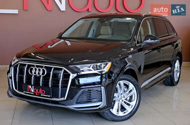 Внедорожник / Кроссовер Audi Q7 2020 в 