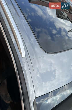 Внедорожник / Кроссовер Audi Q7 2016 в 