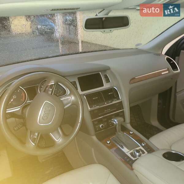 Внедорожник / Кроссовер Audi Q7 2013 в Львове