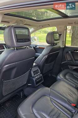 Позашляховик / Кросовер Audi Q7 2014 в 