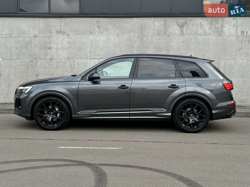 Внедорожник / Кроссовер Audi Q7 2025 в Киеве фото 11 Внедорожник / Кроссовер Audi Q7 2025 в Киеве