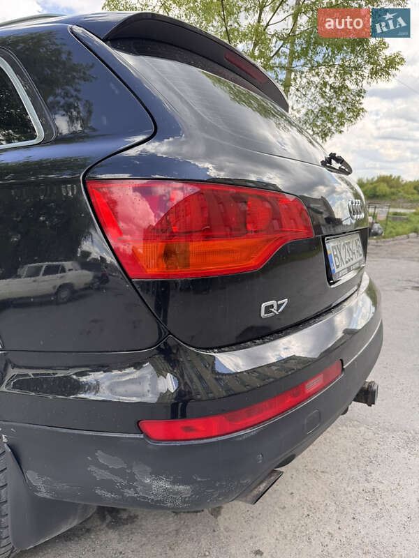 Позашляховик / Кросовер Audi Q7 2006 в Шепетівці