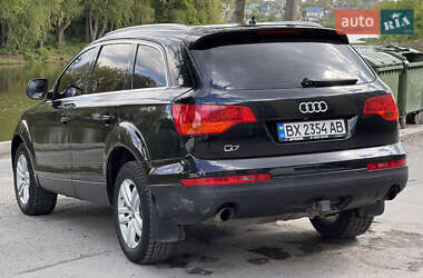 Внедорожник / Кроссовер Audi Q7 2006 в 