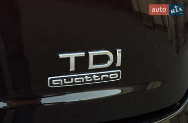 Внедорожник / Кроссовер Audi Q7 2015 в 