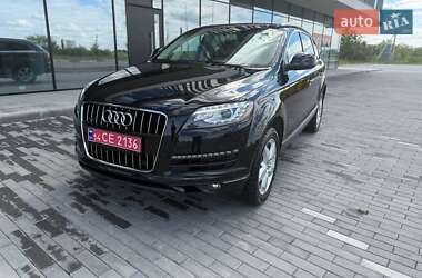 Внедорожник / Кроссовер Audi Q7 2014 в 