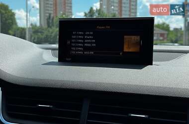 Внедорожник / Кроссовер Audi Q7 2019 в 