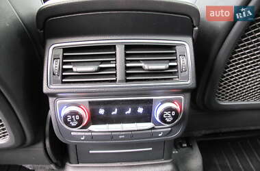 Позашляховик / Кросовер Audi Q7 2015 в 