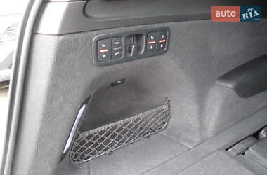 Позашляховик / Кросовер Audi Q7 2015 в 