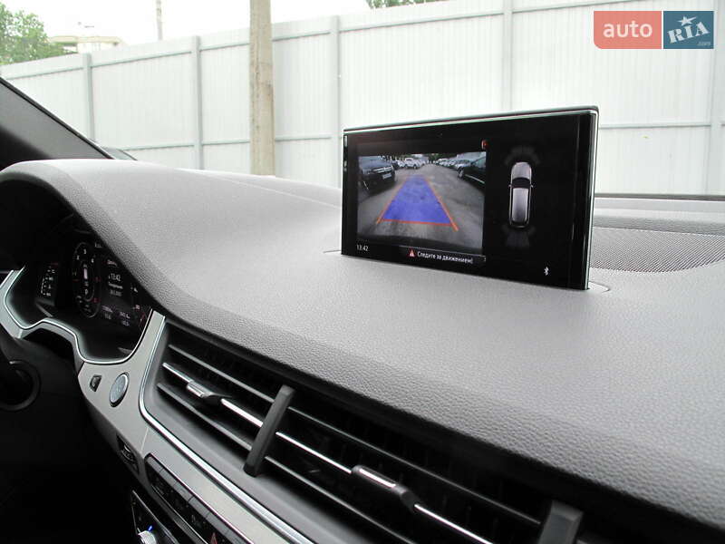 Внедорожник / Кроссовер Audi Q7 2015 в Киеве