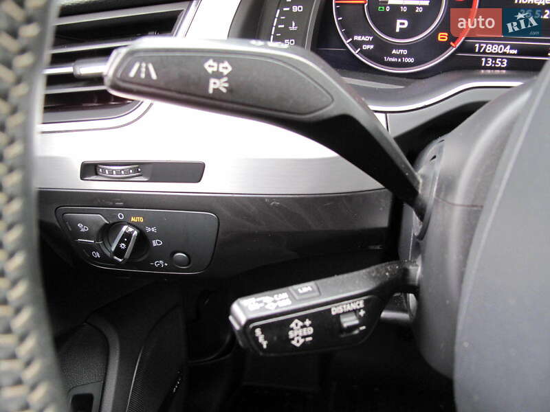 Внедорожник / Кроссовер Audi Q7 2015 в Киеве