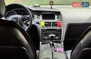 Внедорожник / Кроссовер Audi Q7 2007 в 