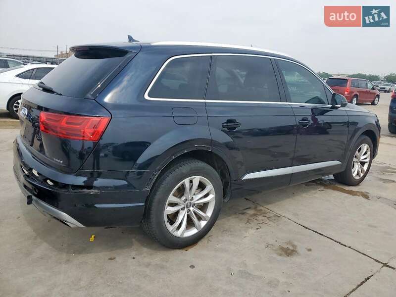 Внедорожник / Кроссовер Audi Q7 2017 в Киеве
