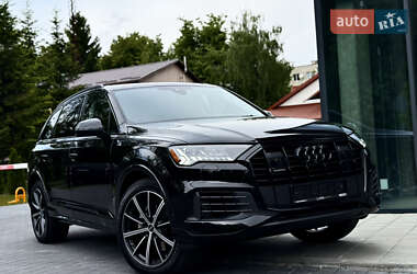 Внедорожник / Кроссовер Audi Q7 2023 в 