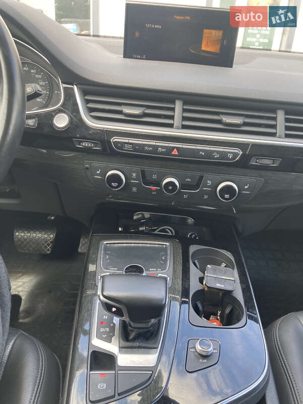 Внедорожник / Кроссовер Audi Q7 2017 в Белой Церкви