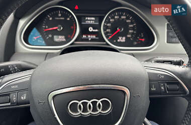 Внедорожник / Кроссовер Audi Q7 2014 в 