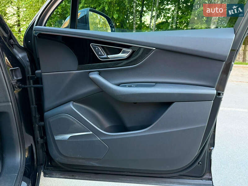 Внедорожник / Кроссовер Audi Q7 2017 в Тернополе фото 63 Внедорожник / Кроссовер Audi Q7 2017 в Тернополе