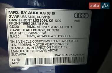 Позашляховик / Кросовер Audi Q7 2019 в 