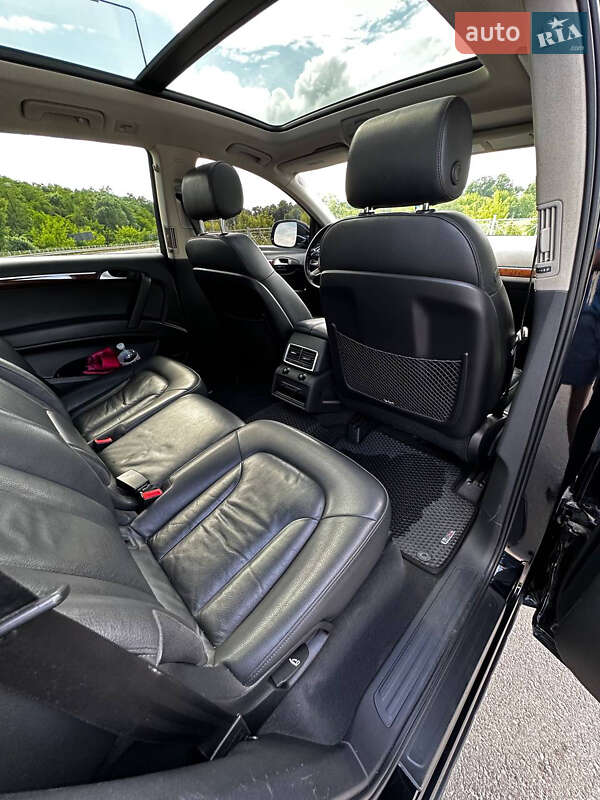 Позашляховик / Кросовер Audi Q7 2012 в Тернополі