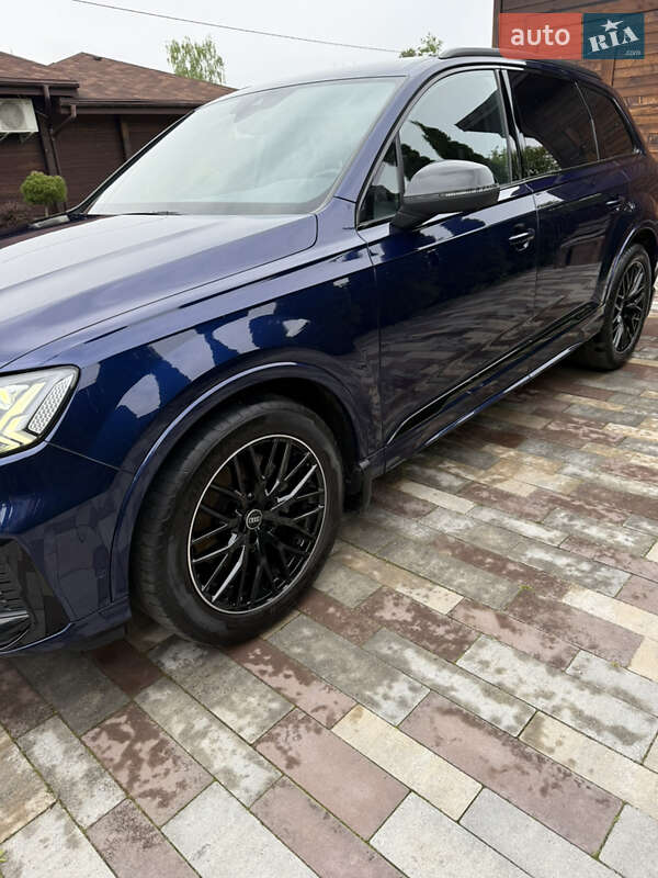 Внедорожник / Кроссовер Audi Q7 2021 в Львове фото 14 Внедорожник / Кроссовер Audi Q7 2021 в Львове
