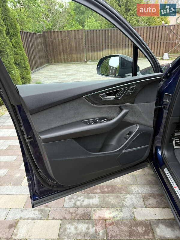 Внедорожник / Кроссовер Audi Q7 2021 в Львове фото 28 Внедорожник / Кроссовер Audi Q7 2021 в Львове