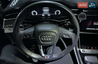 Внедорожник / Кроссовер Audi Q7 2021 в 