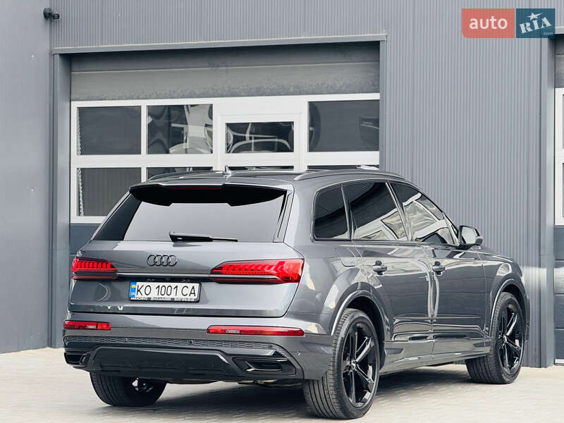 Внедорожник / Кроссовер Audi Q7 2020 в Мукачево