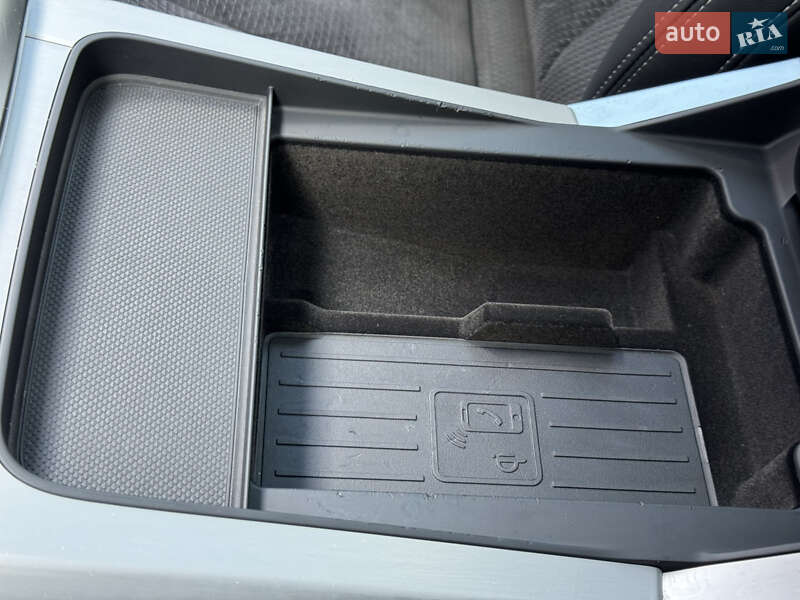 Внедорожник / Кроссовер Audi Q7 2020 в Мукачево