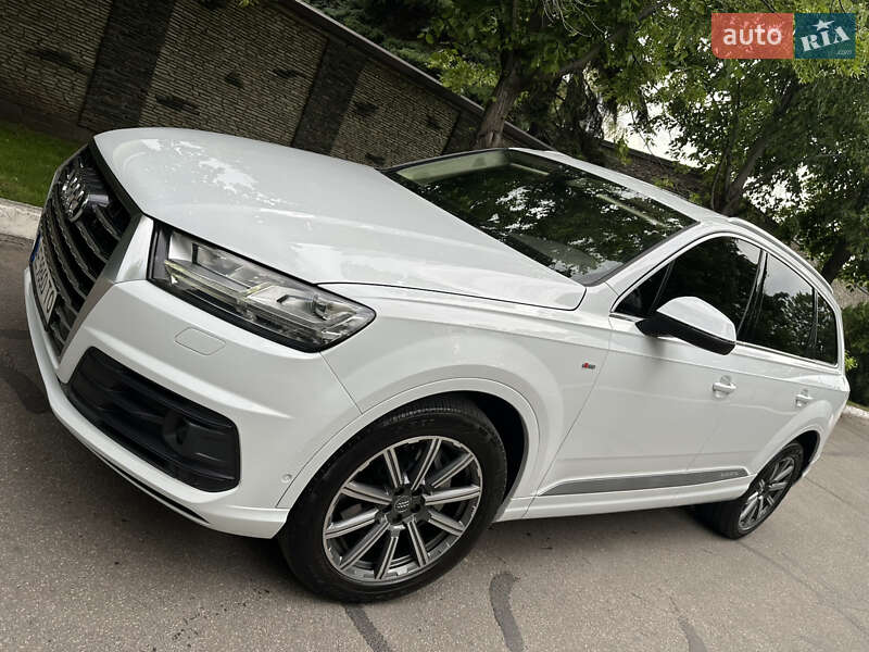 Внедорожник / Кроссовер Audi Q7 2018 в Днепре фото 18 Внедорожник / Кроссовер Audi Q7 2018 в Днепре