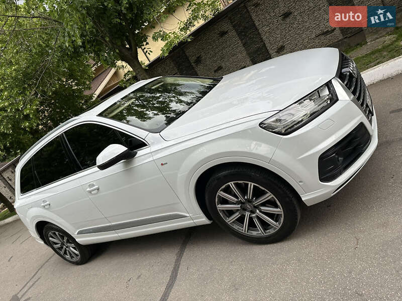 Внедорожник / Кроссовер Audi Q7 2018 в Днепре фото 33 Внедорожник / Кроссовер Audi Q7 2018 в Днепре