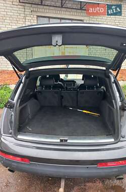 Внедорожник / Кроссовер Audi Q7 2007 в 