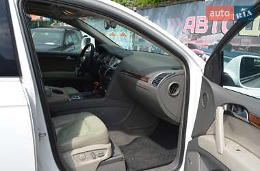 Внедорожник / Кроссовер Audi Q7 2011 в 