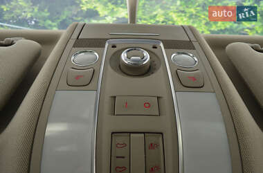 Внедорожник / Кроссовер Audi Q7 2011 в 