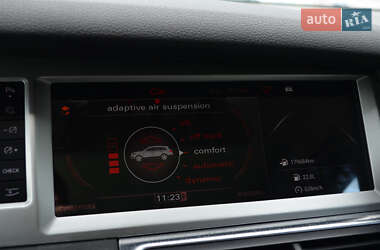 Внедорожник / Кроссовер Audi Q7 2011 в 