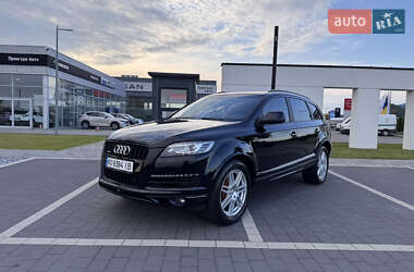 Внедорожник / Кроссовер Audi Q7 2011 в 