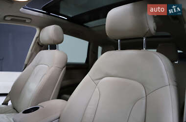 Внедорожник / Кроссовер Audi Q7 2014 в 