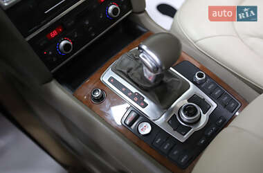 Внедорожник / Кроссовер Audi Q7 2014 в 