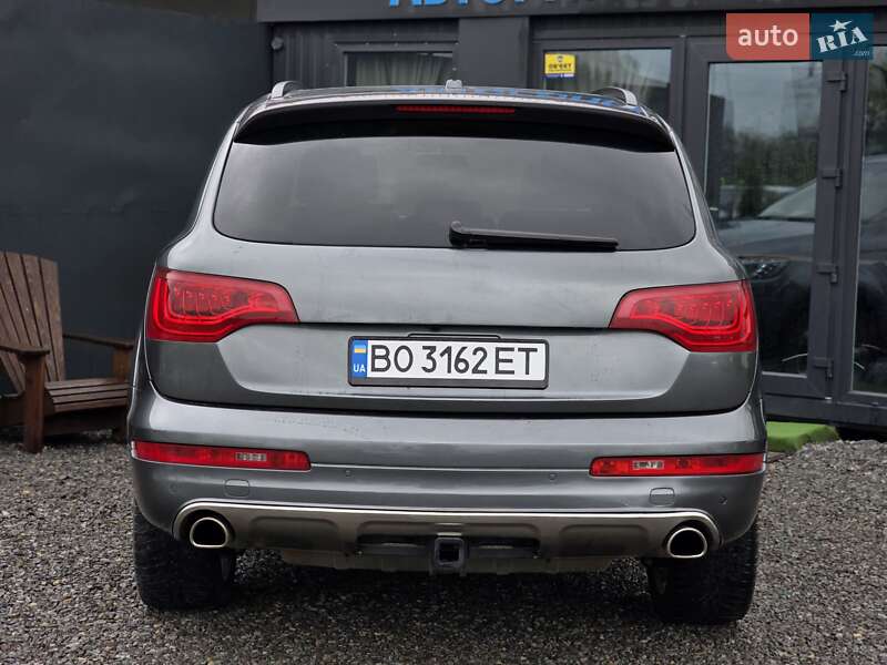 Позашляховик / Кросовер Audi Q7 2015 в Тернополі