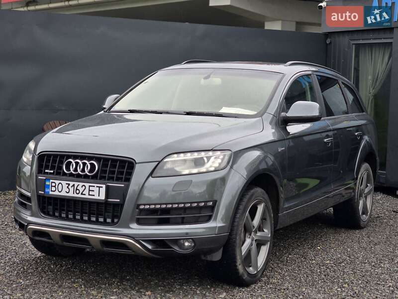 Позашляховик / Кросовер Audi Q7 2015 в Тернополі
