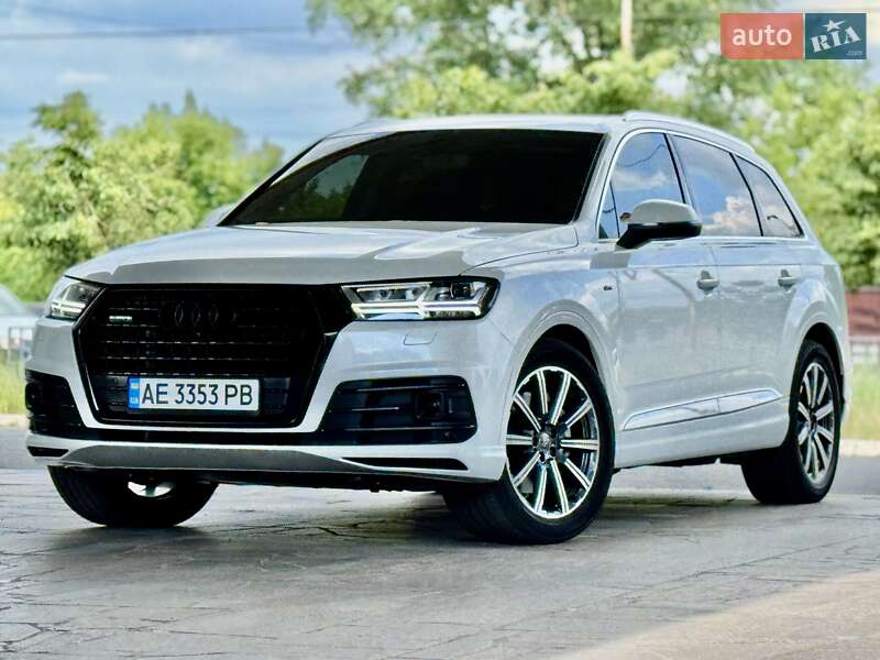 Audi Q7 2016