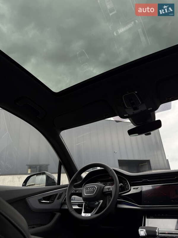 Внедорожник / Кроссовер Audi Q7 2025 в Киеве