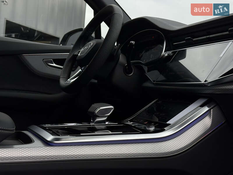 Внедорожник / Кроссовер Audi Q7 2025 в Киеве