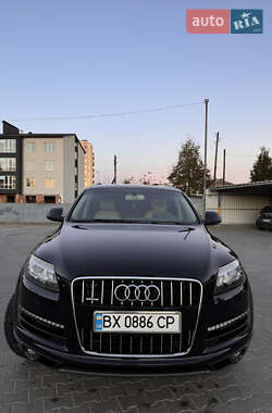 Внедорожник / Кроссовер Audi Q7 2012 в 