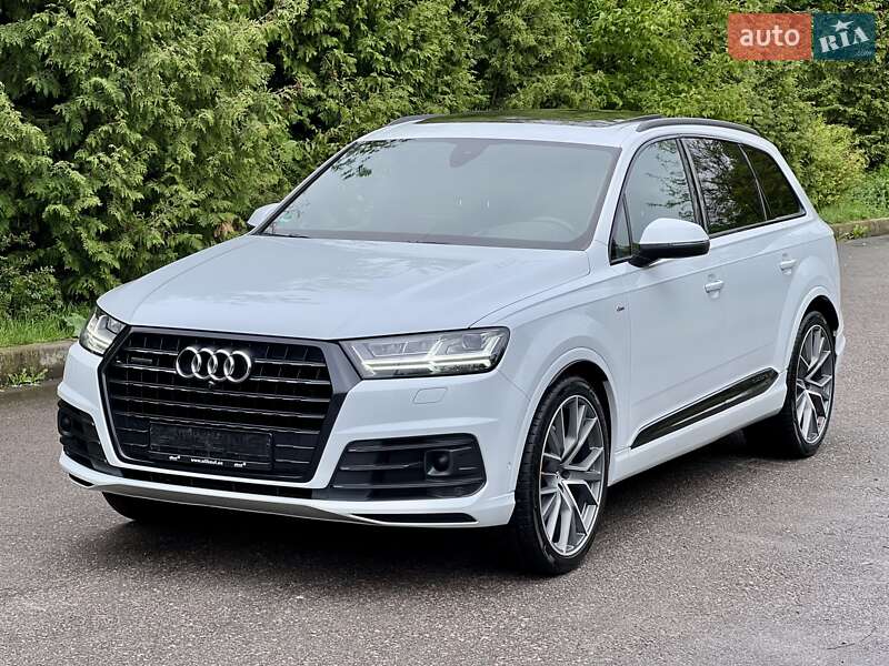Позашляховик / Кросовер Audi Q7 2018 в Рівному