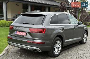 Внедорожник / Кроссовер Audi Q7 2019 в 